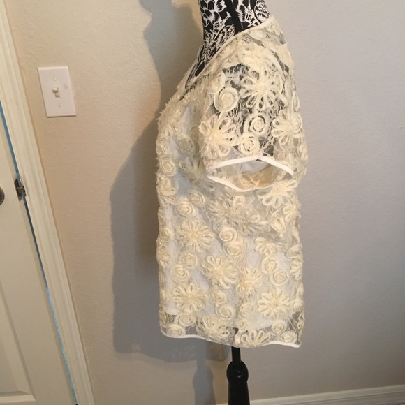 🎁2/$12 NWT VERSONA XL LIGHT YELLOW FLORAL CAP SLEEVE SHEER TOP & ADJUS TANK TOP - Picture 3 of 14